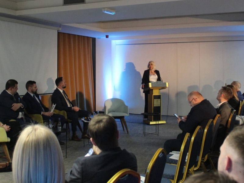 В.д. директора Фонда за науку на XXXII скупу Трендови развоја одржаном у Врњачкој Бањи